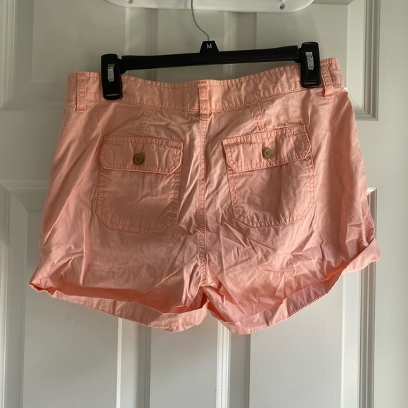 Gap salmon shorts size 2 - Picture 2 of 3